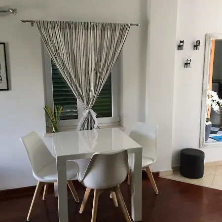 Daniela Apartment *